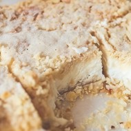 Деревенский творожный пирог с песочной крошкой