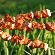 Детские свиные шашлыки в апельсиновой глазури