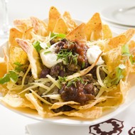 Дип из консервированной фасоли и кинзы