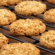 Домашнее овсяное печенье с грецкими орехами