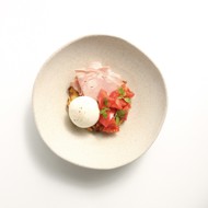 Драник с бураттой и мортаделлой