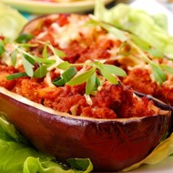 Фаршированные баклажаны с телятиной