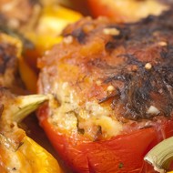 Фаршированные помидоры с мясом и сыром