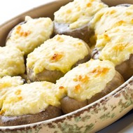 Фаршированные шампиньоны с сыром