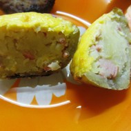 Фаршированный картофель с плавленным сыром и копченостями