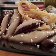 Феттучини с грибами по-азиатски (вегетарианское блюдо)