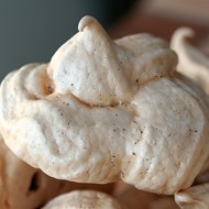 Фисташковые меренги