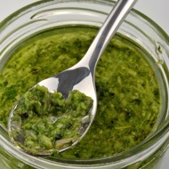 Фисташковое песто со спаржей
