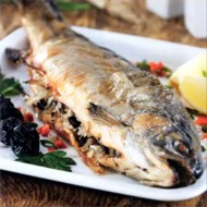 Форель с черносливом