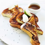 Французские тосты с чернично-лимонной начинкой