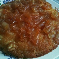 Французский пирог с карамелизованными грушами