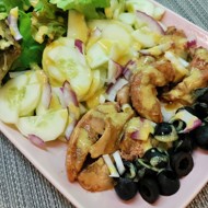 Французский салат с печенью трески