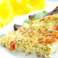 Фриттата с цукини, базиликом и пармезаном