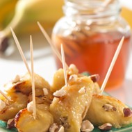 Фрукты в имбирной карамели