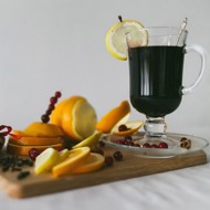 Глинтвейн с фруктами и специями