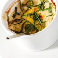 Горячая сырно-луковая закуска