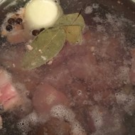 Гороховый суп с копченой грудинкой