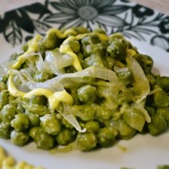 Горошек по-французски