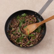 Говядина с базиликом по-тайски