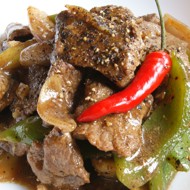 Говядина в соусе из черного перца