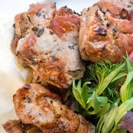 Говяжьи шашлыки в песто из кинзы