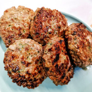 Говяжьи котлеты с тыквой и сливками