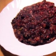 Гречка со свеклой, куриными сердечками и филе