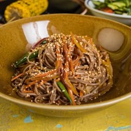 Гречневая лапша на воке