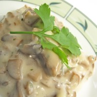 Грибы в сметане