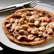 Грибная пицца с чоризо