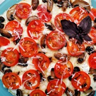 Грибная кето-пицца на сковороде