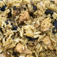 Грибной рис с курицей