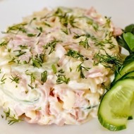 Грибной салат с ветчиной и сыром