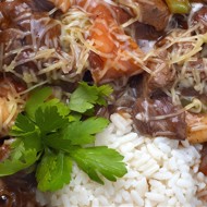 Гуляш с грибами и болгарским перцем