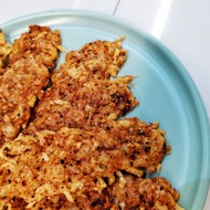 Хрустящие сырные кето-ломтики