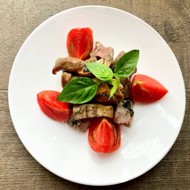 Индейка с базиликом и баклажаном