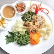 Индонезийский салат (Gado gado)