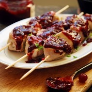 Индюшачий шашлык с клюквенным соусом