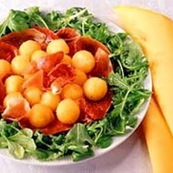 Итальянский салат с дыней