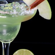 Яблочно-лаймовый зеленый пунш