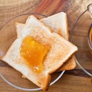 Яблочное масло с лимонной цедрой