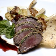 Ягненок с мятным песто