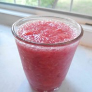 Ягодный смузи с апельсином