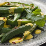 Йогуртовая салатная заправка с карри