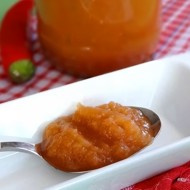 Кабачковая икра с майонезом и томатом