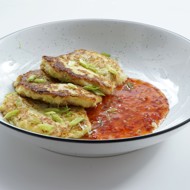 Кабачковые оладьи с беконом