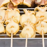 Кальмар на гриле с сальса верде