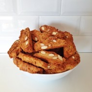 Кантуччи с миндалем и цедрой апельсина