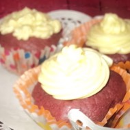 Капкейки со свеклой и апельсиновым кремом