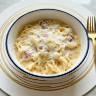 Карбонара с беконом и сливками